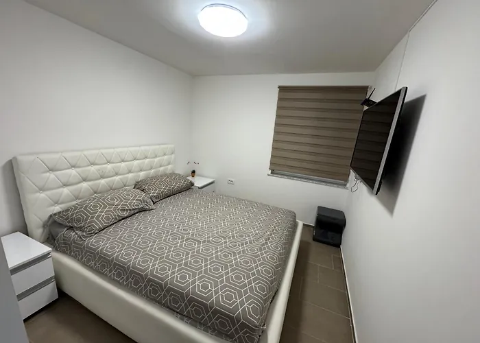 Apartma Okolica * 科佩尔