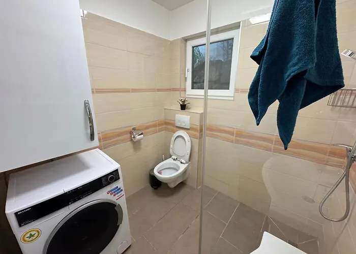 公寓 Apartma Okolica 科佩尔